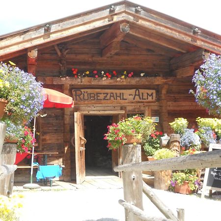 Landgasthof Pfarrwirt Hotel Thiersee Exterior foto