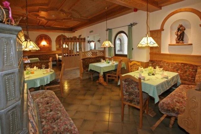 Landgasthof Pfarrwirt Hotel Thiersee Exterior foto