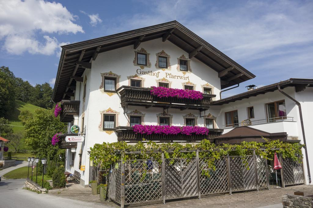Landgasthof Pfarrwirt Hotel Thiersee Exterior foto
