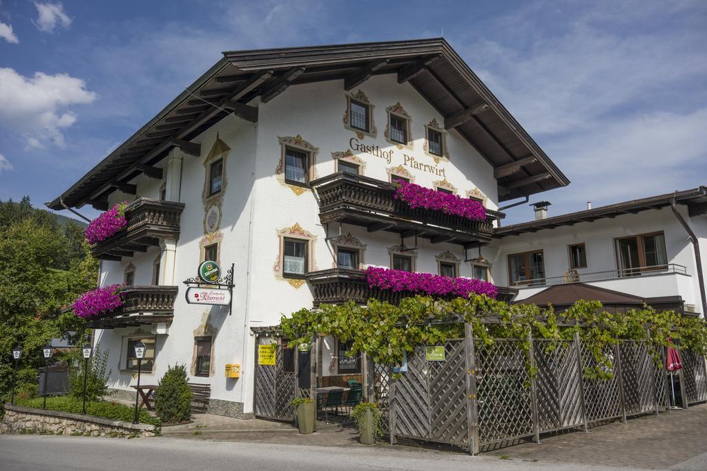 Landgasthof Pfarrwirt Hotel Thiersee Exterior foto